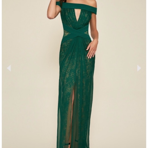 Tadashi Shoji Dresses & Skirts - Tadashi emerald lace gown size 12 NWT